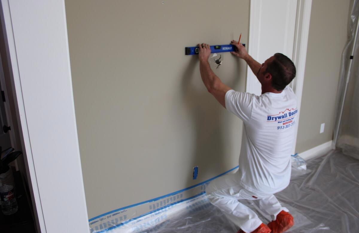 Drywall Doctor of Kansas City in Kansas City Metro Area Drywall Repairs in [major cities]